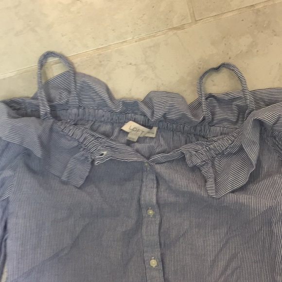 Ann Taylor Loft cold shoulder top xxs petite - Picture 3 of 4